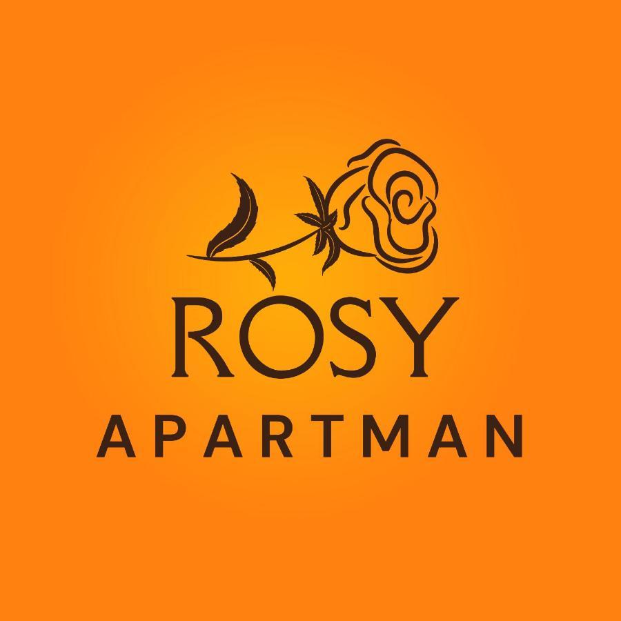 沃尼奥尔茨沃什海吉Rosy Apartman公寓 外观 照片